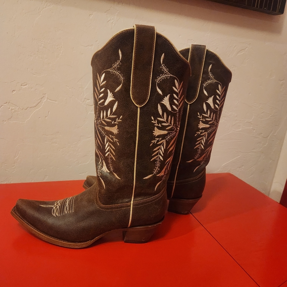 Corral Women's boots E1659